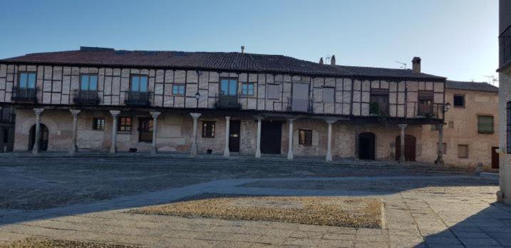 Infanta Isabel *